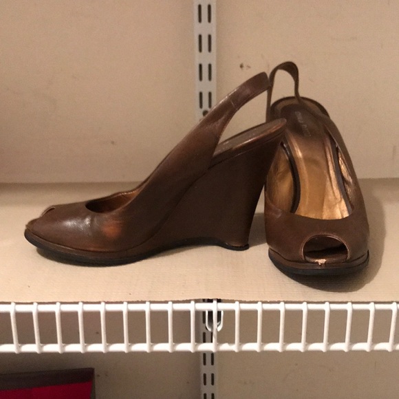 Shoes - Picture 2 of 2